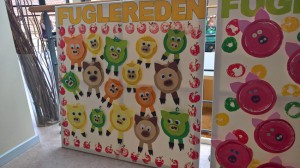 Æbler og glade grise var temaet for årets tegnekonkurrence for børnene i Assens kommune.